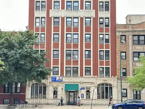 505 W Belmont Ave #4I, Chicago, IL 60657