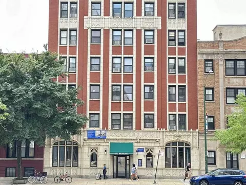 505 W Belmont Ave #4A, Chicago, IL 60657