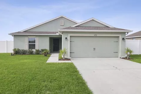 6742 Wirevine Dr, Brooksville, FL 34602