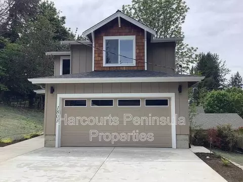 1803 NE Windermere Dr, Bremerton, WA 98310