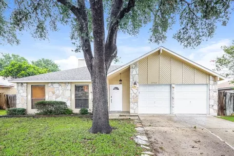2743 Knoll Tree St, San Antonio, TX 78247