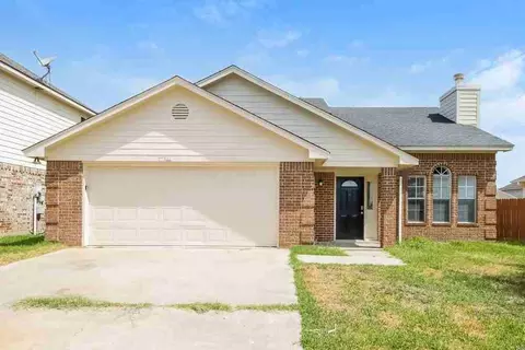 17388 Harbor Dr, Montgomery, TX 77356