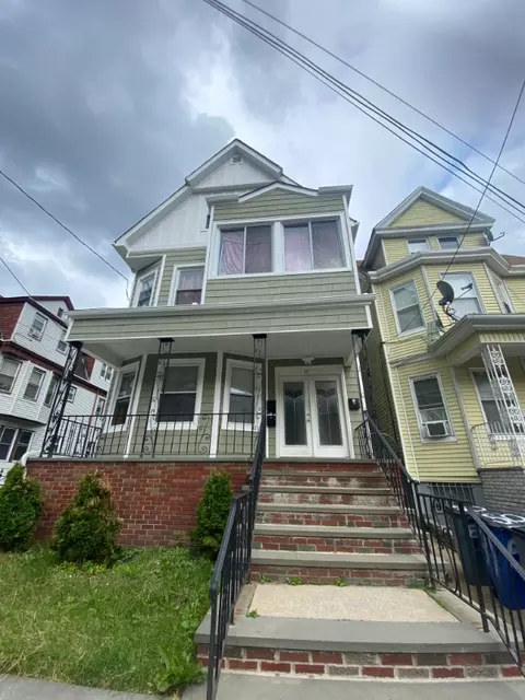 48 Hazelwood Ave #2, Newark, NJ 07106