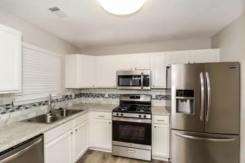 202 Goldleaf Dr, Hampton, GA 30228 photo 9