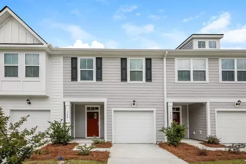 748 Trotters Ln, Moncks Corner, SC 29461