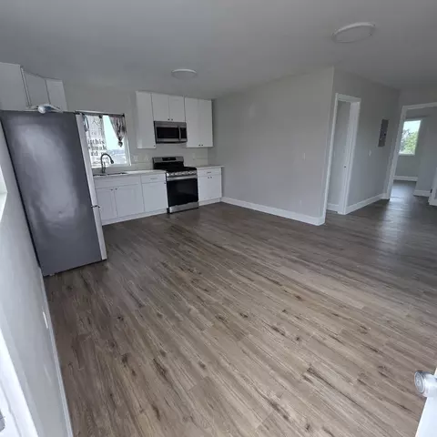 738 Duval St #B, San Diego, CA 92102