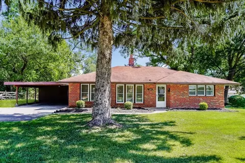 1545 Washington St, Florissant, MO 63033