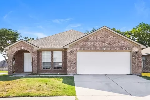 8551 Stetson Dr, Fort Worth, TX 76244