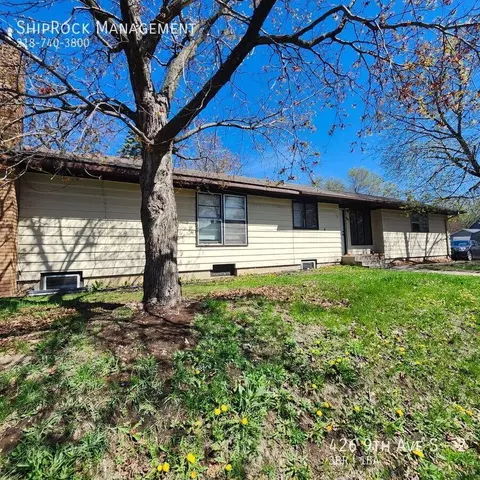 426 9th Ave S #2, Saint Cloud, MN 56301