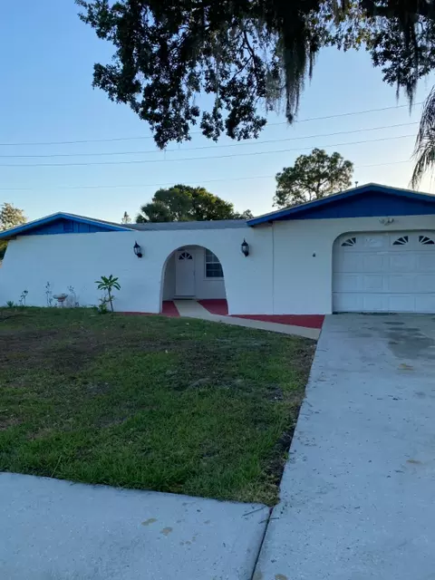 3270 Tyne Ln #C, Sarasota, FL 34232