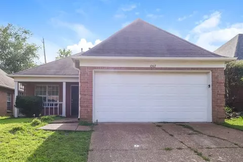 1067 Cross Meadow Rd, Cordova, TN 38018