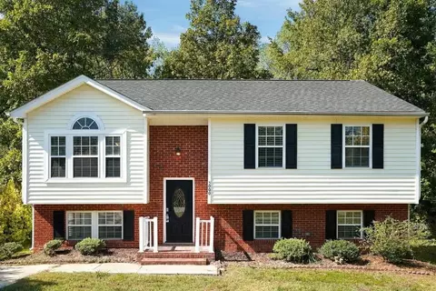 3000 Basswood Dr, Raleigh, NC 27610
