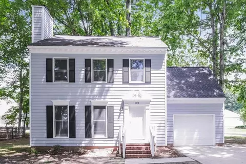 102 Fawn Ridge Ct, Knightdale, NC 27545