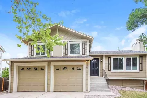 15747 E Center Pl, Aurora, CO 80017
