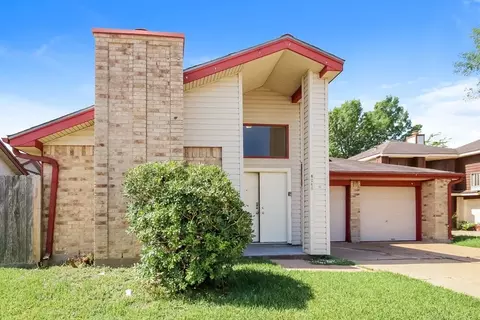 7831 Poitiers Dr, Houston, TX 77071