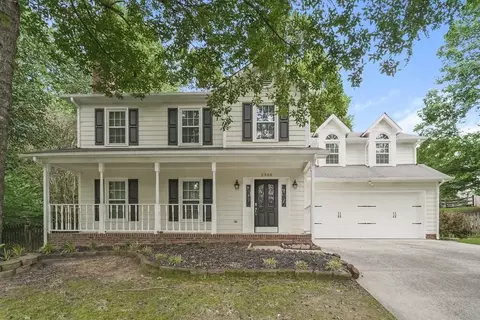 2305 Whispering Spring Dr, Matthews, NC 28105