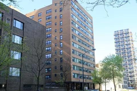 6118 N Sheridan Rd #1208, Chicago, IL 60660