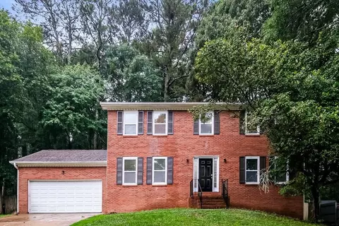 1910 Meadowchase Ct, Snellville, GA 30078