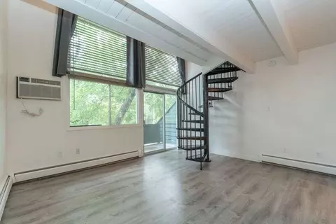 1842 Canyon Blvd #205, Boulder, CO 80302