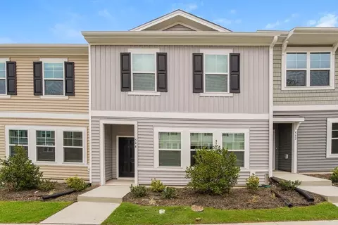 544 Landing View Dr, Wendell, NC 27591