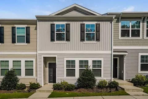 544 Landing View Dr, Wendell, NC 27591