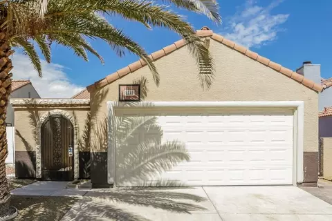 8248 Abercrombe Way, Las Vegas, NV 89145
