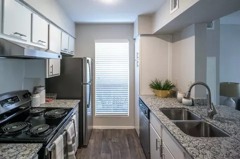 2215 Avenida La Quinta St, Houston, TX 77077 photo 8