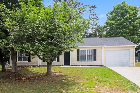 4961 Hampstead Ln, Acworth, GA 30101