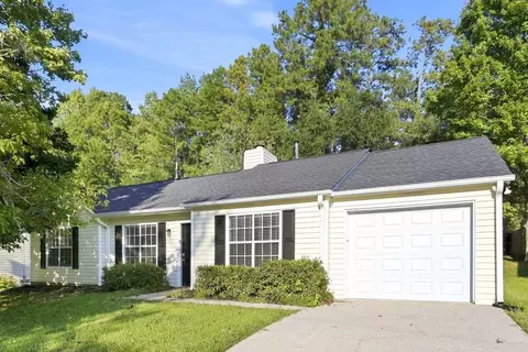 4961 Hampstead Ln, Acworth, GA 30101