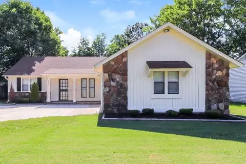 2705 Van Leer Dr, Memphis, TN 38133