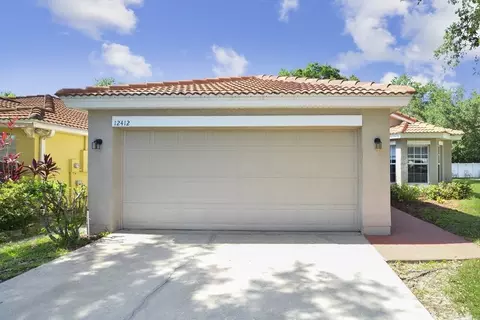 10452 Coconut Grove Ln, Orlando, FL 32825