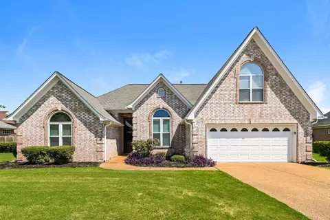6308 Acree Ln, Olive Branch, MS 38654
