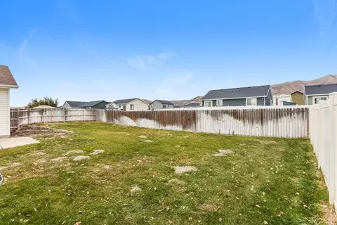 4096 N White Pine Rd, Eagle Mountain, UT 84005 photo 17