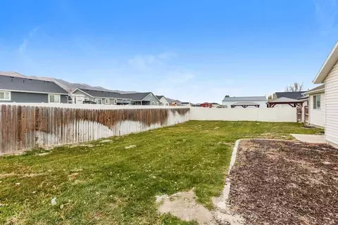 4096 N White Pine Rd, Eagle Mountain, UT 84005 photo 16
