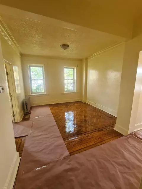 243 16th Ave #7, Newark, NJ 07103
