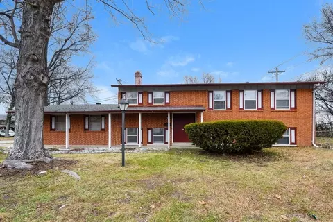 2315 E Humes Ln, Florissant, MO 63033