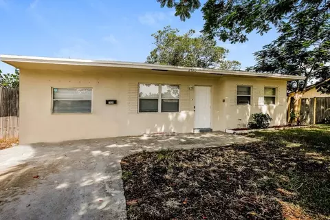 2520 NE 7th Ter, Pompano Beach, FL 33064
