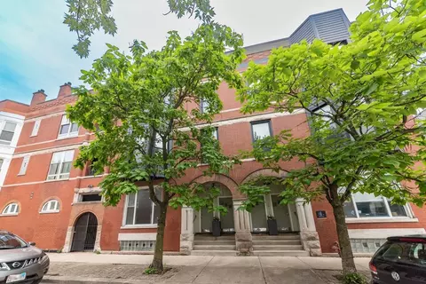 2207 W Race Ave #1, Chicago, IL 60612