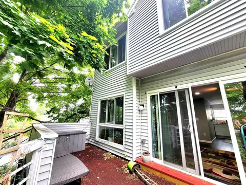 391 Hyde Park Ave #212, Boston, MA 02131