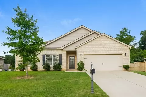 445 Beau Tisdale Dr, Oakland, TN 38060