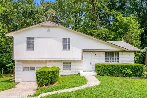 134 Freda Jane Ln, Birmingham, AL 35215