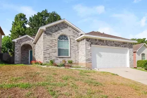 2309 Highland Crossing Dr, Conroe, TX 77304