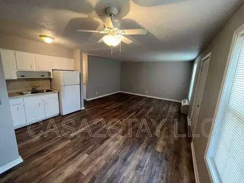 4915 Saddlebrook Ln #8, Louisville, KY 40216