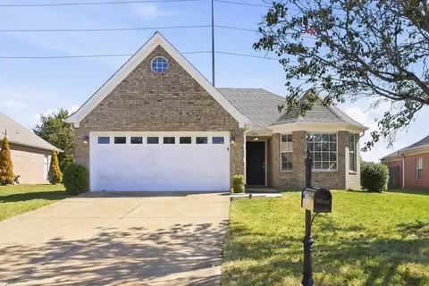 5842 Carrel Cv, Southaven, MS 38671