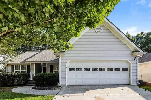 418 Baldwin Ct, Newnan, GA 30263