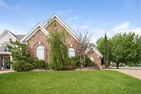 2722 Nelle Ln, Southaven, MS 38672