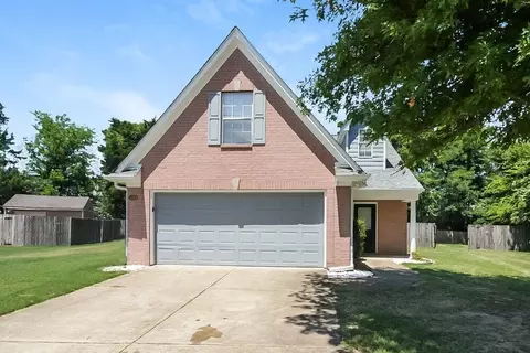 10678 Pecan Meadow Dr N, Olive Branch, MS 38654