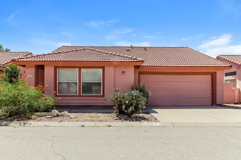 2999 W Sky Ranch Trl, Casas Adobes, AZ 85742