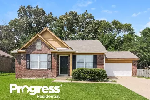 495 Oakland Hills Dr, Oakland, TN 38060
