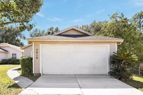 7910 Cherry Blossom Dr S, Jacksonville, FL 32216